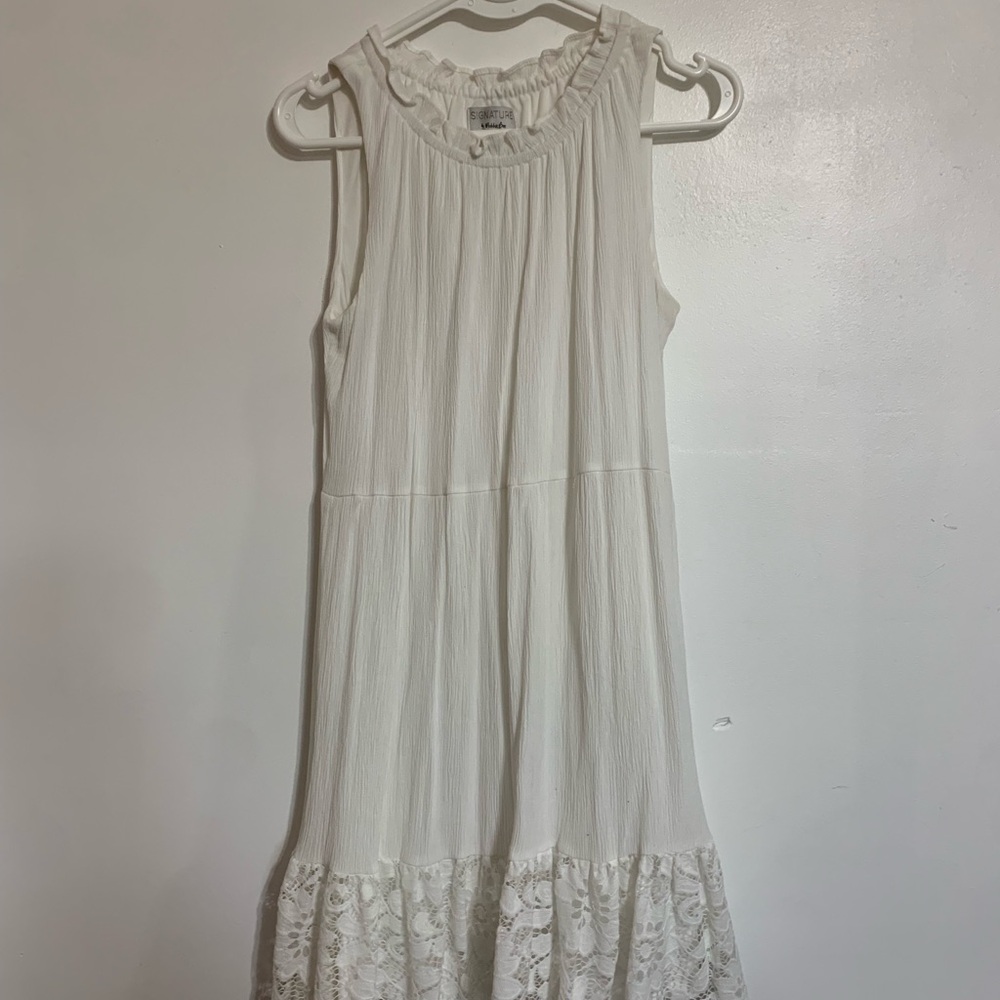 White Sleeveless Dress
